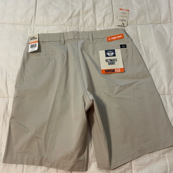 men’s dockers khaki shorts - Picture 2 of 5